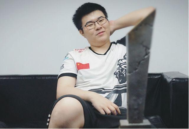 这中卫是真正的后防领袖