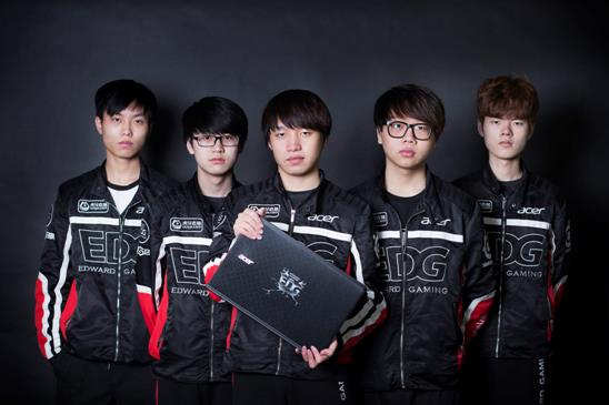 天空体育：米兰就引进努涅斯与利物浦进行初步接触