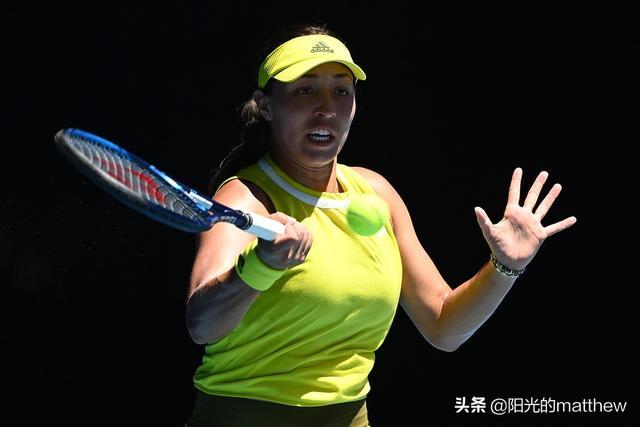 阮奇龙庆祝冲超：美好的一个赛季，一起期待2026新的挑战