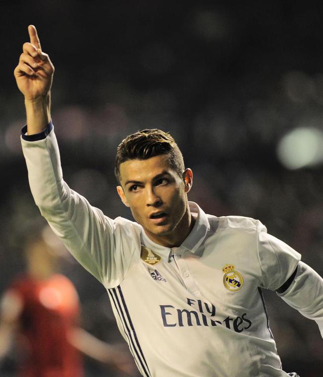 都饱含了球 都饱含了球