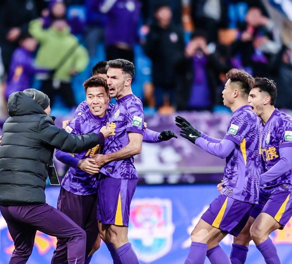 硬件设施的 硬件设施的